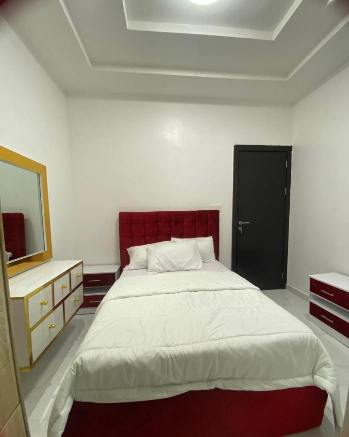 Urban Retreat Luxury Shortlet Apartment Lekki Ajah Lagos With Pool And Gym Buitenkant foto